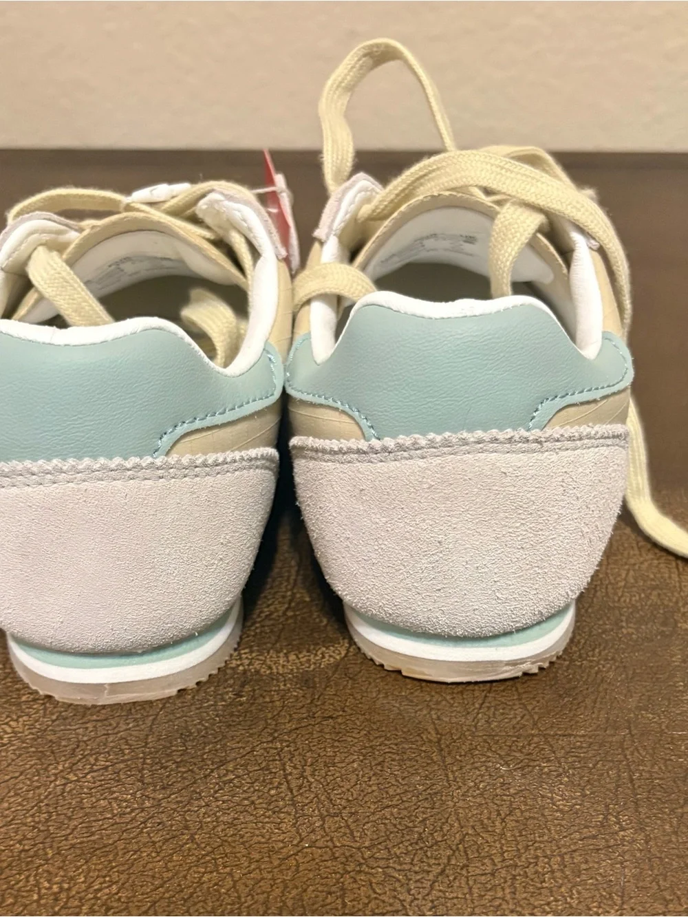 N/A youth sneakers